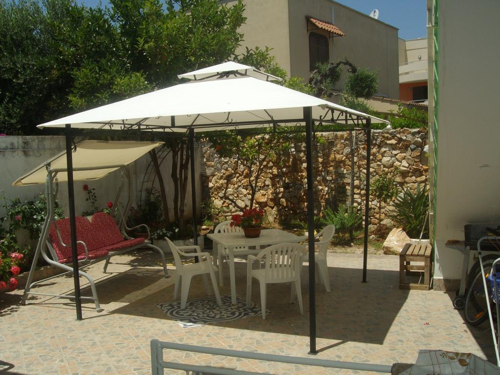 הוילה פורטו צ'זראו Villino Claudia 30 Mt Mare חדר תמונה