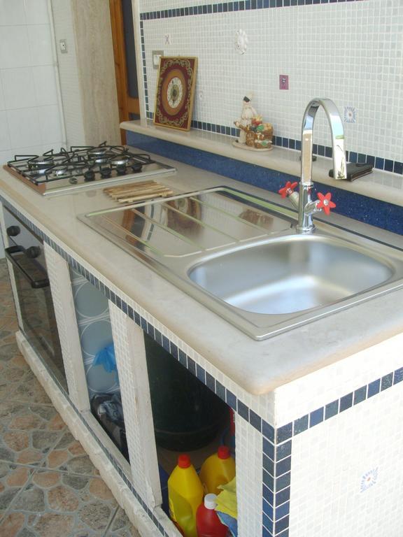 הוילה פורטו צ'זראו Villino Claudia 30 Mt Mare חדר תמונה