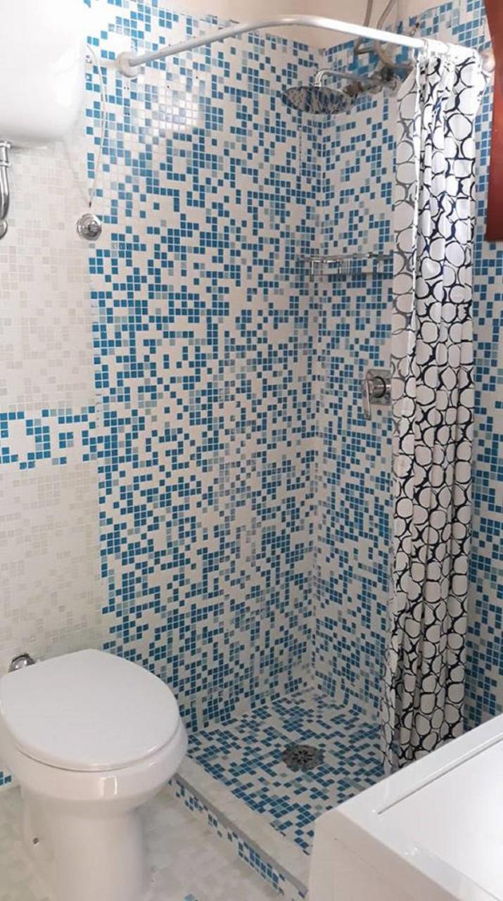 הוילה פורטו צ'זראו Villino Claudia 30 Mt Mare מראה חיצוני תמונה